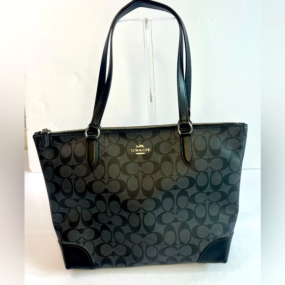 Coach City Tote bag in signature “C”s in canvas black NWOT - Picture 1 of 10